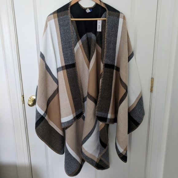 Apt. 9 Accessories - NWT Kohl's Poncho/Shawl, one-size Apt. 9